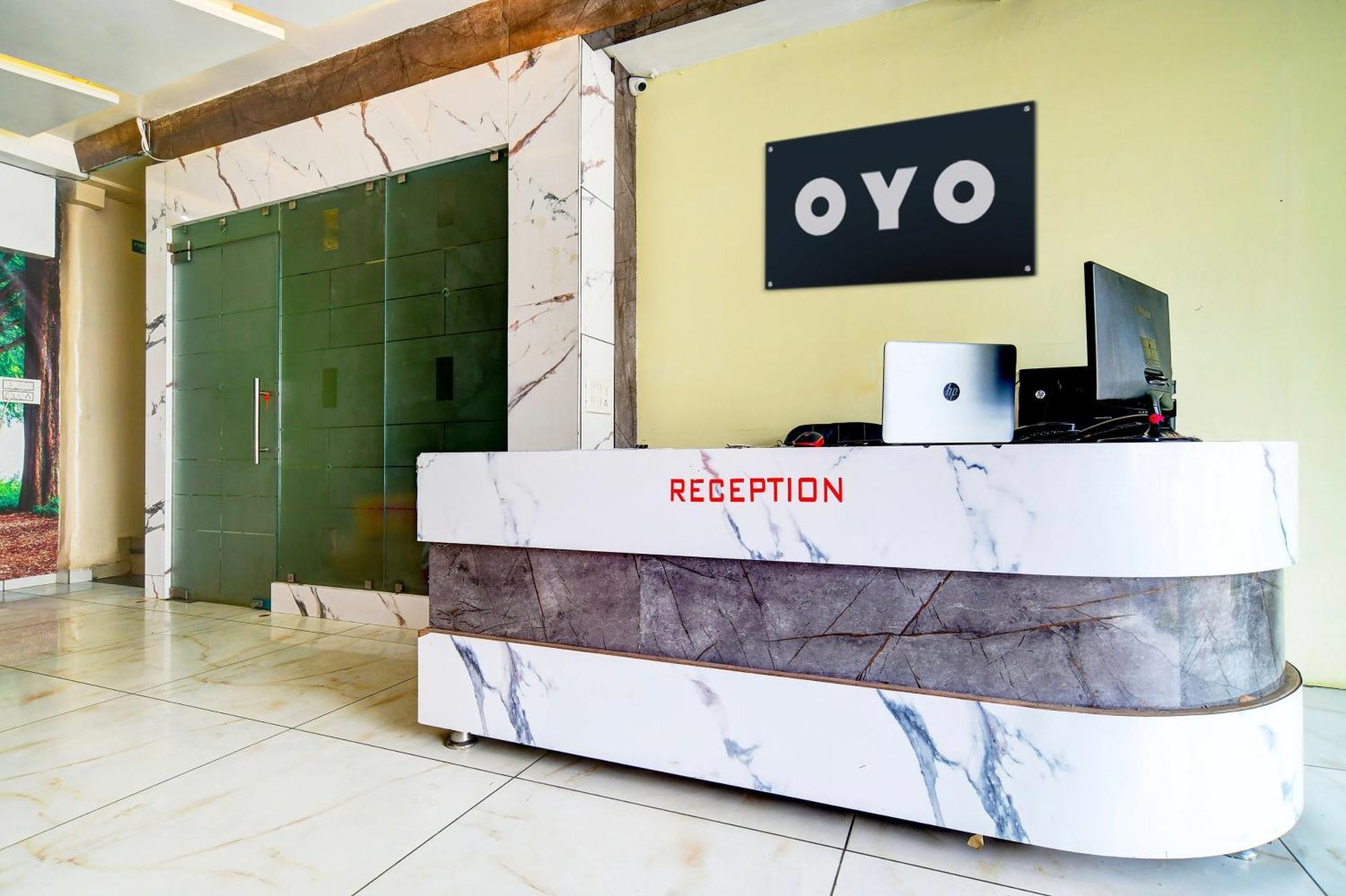 Hotel O Svl Inn Indore Esterno foto
