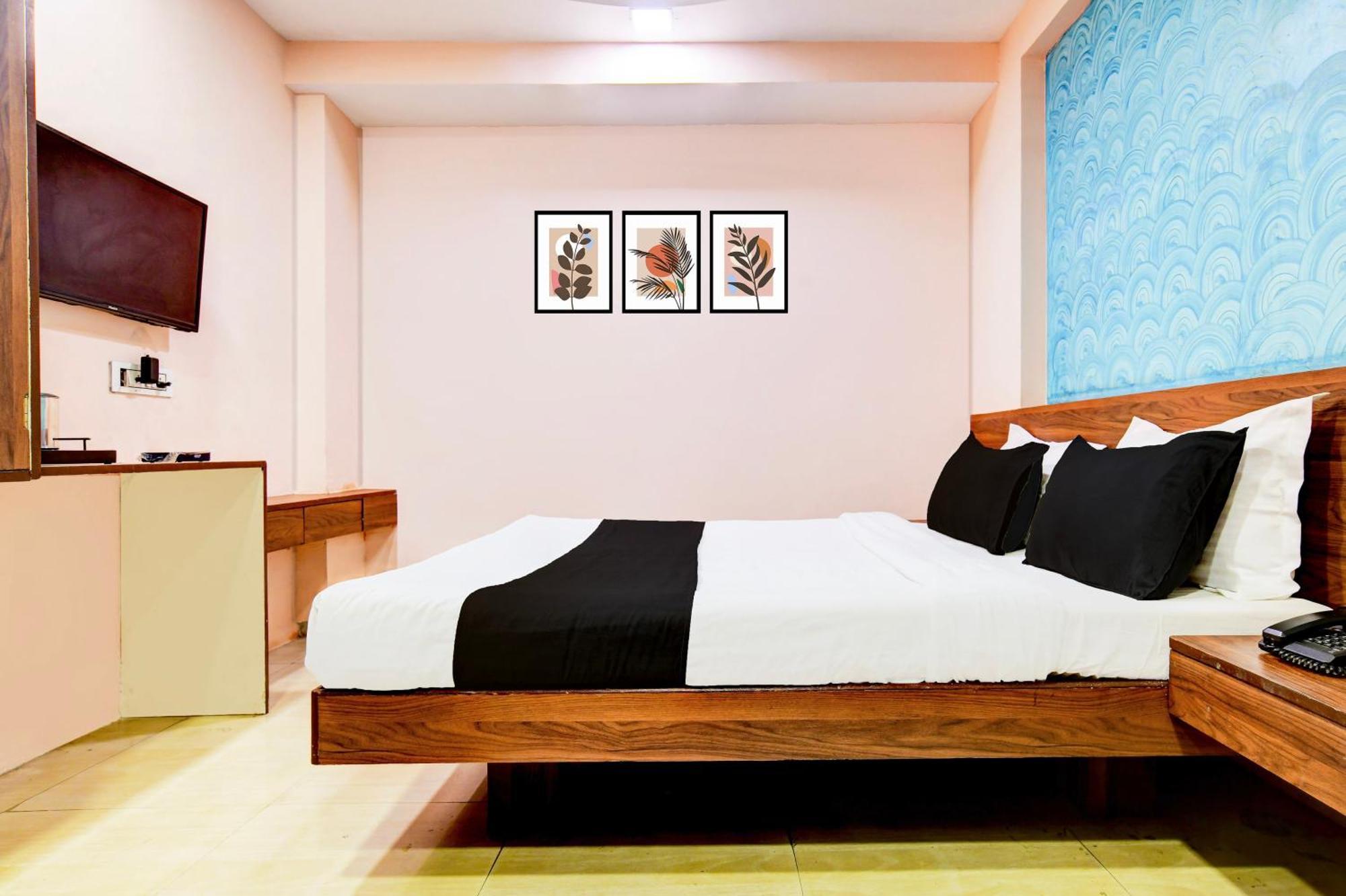 Hotel O Svl Inn Indore Esterno foto
